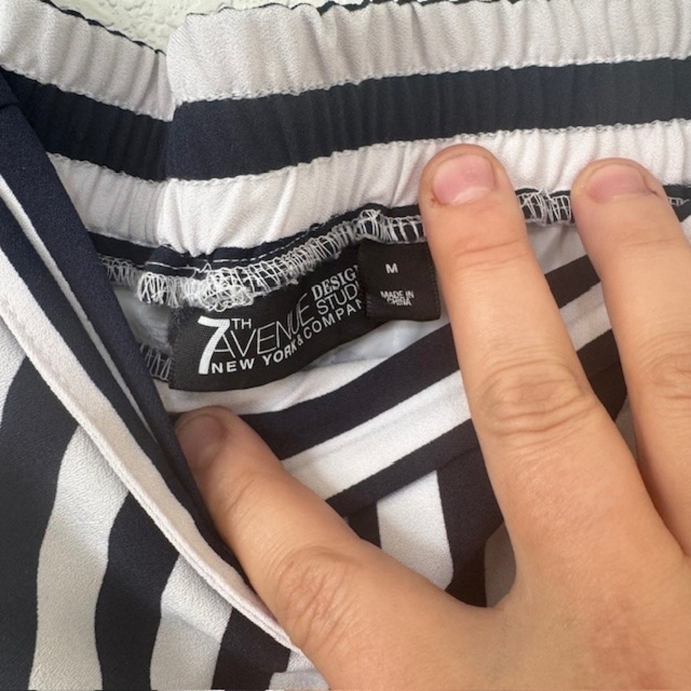 7th Avenue Studio NewYork Company Striped Shorts Women's Size M Drawstring Waist - Picture 5 of 7